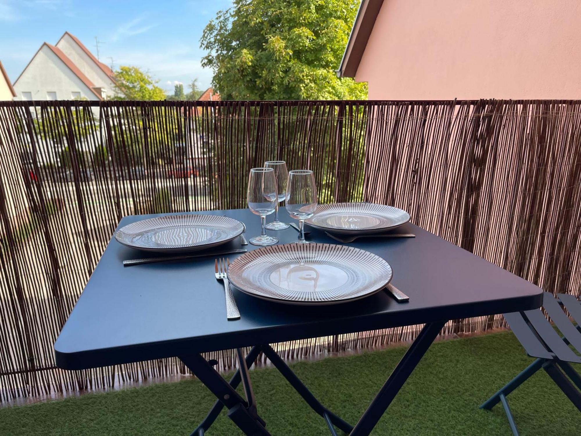 Le Cosy Des Marronniers - 6 Pers Apartment Selestat Bagian luar foto